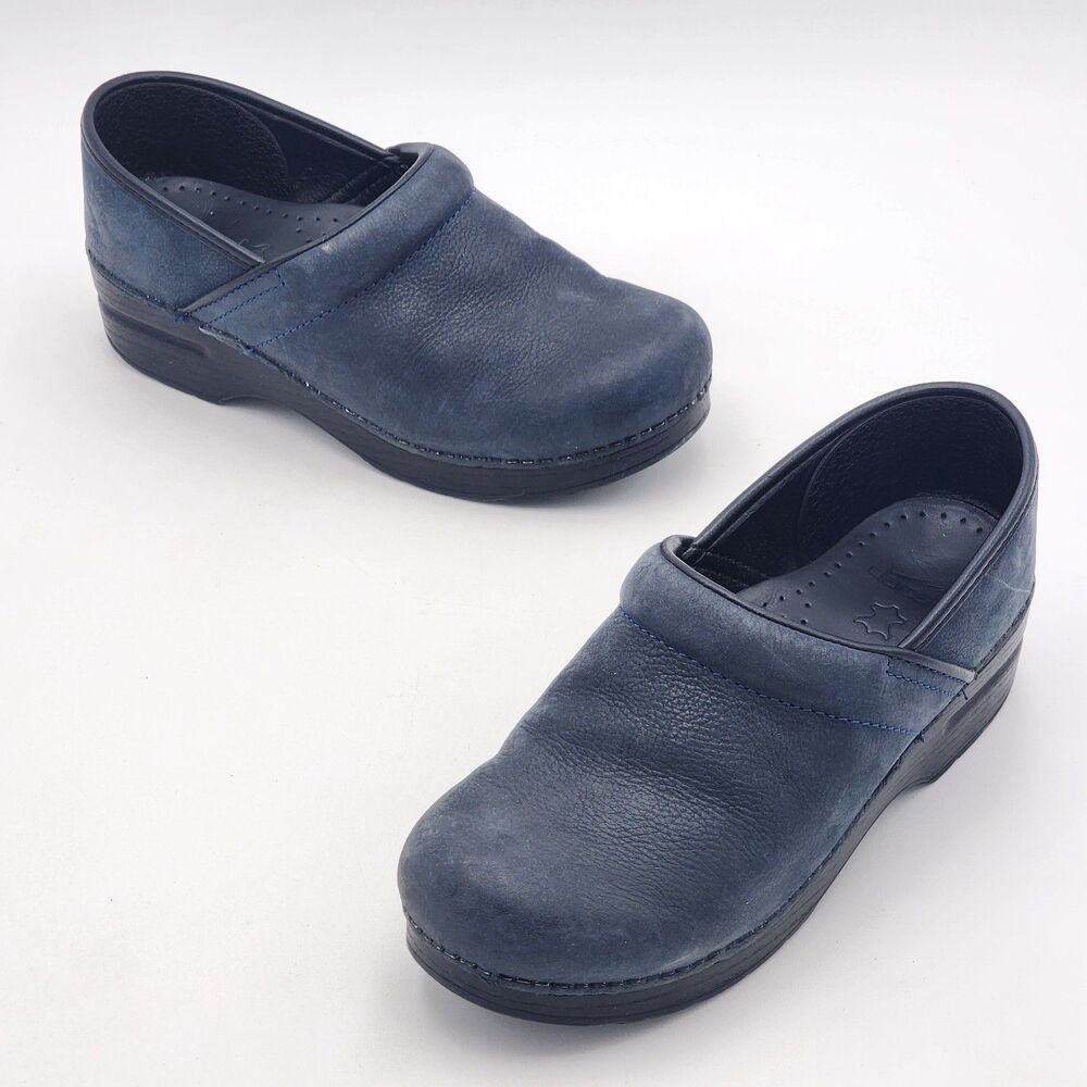 Dansko Professional Leather Slip On Heeled Clogs Dark Navy Size 38 EU